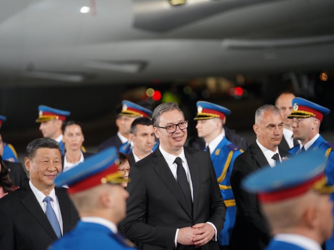 Kineski predsjednik stigao u Srbiju; Dočekao ga Vučić