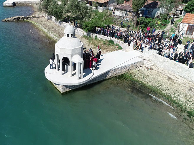 Crnogorska vlast ruši još jednu Njegoševu crkvu (VIDEO)