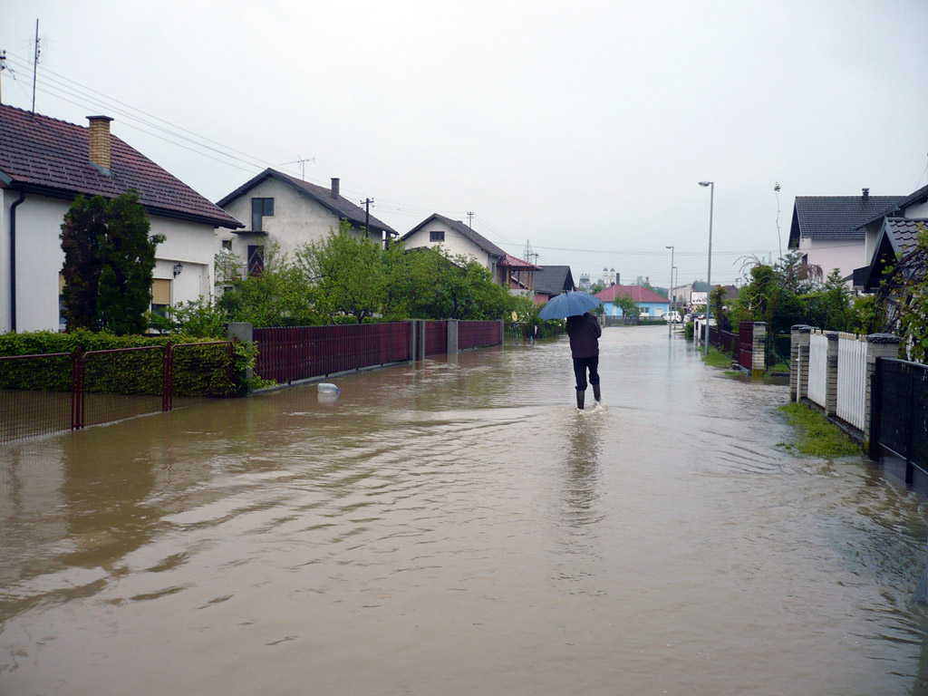 Vanredna situacija u dijelovima opštine Prnjavor koji su pogođeni poplavama..