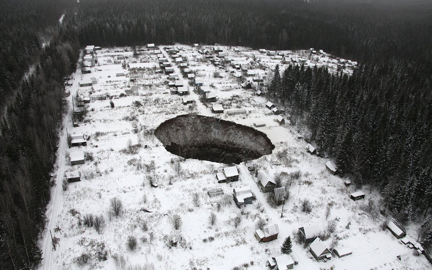 Zemlja progutala dio rudarskog naselja na Uralu...