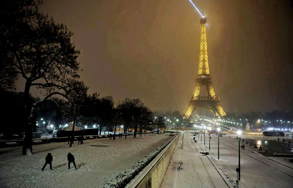 Snijeg u Parizu