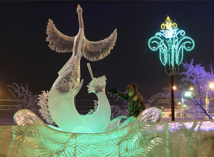 U sibirskom gradu Krasnojarsku održan je međunarodni festival skulptura od snijega i leda "Magični led Sibira".