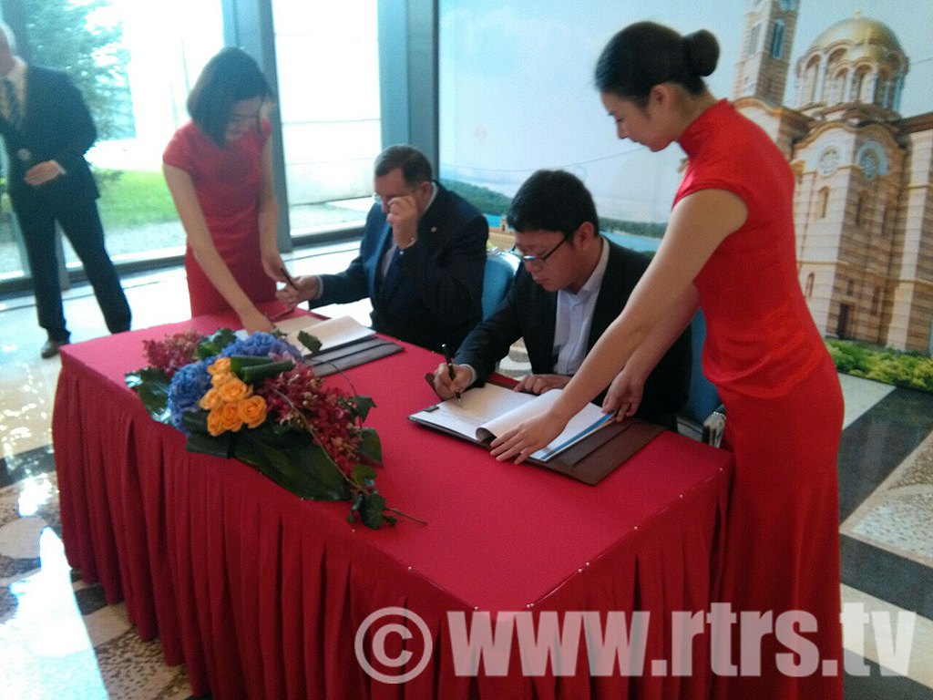 Dodik u Pekingu: Potpisan Sporazum o strateškom partnerstvu Srpske i kompanije "Huavei"