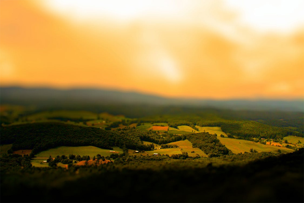 Pejzaž, zamućeni oblaci na zalasku sunca (Foto: pexels)