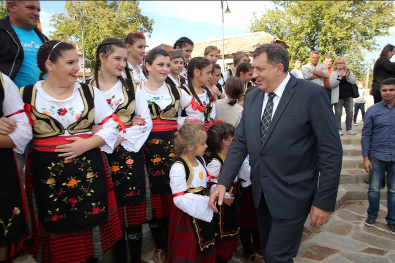 Dodik u posjeti Makedoniji