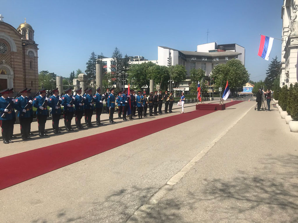 Pripreme za doček Valentine Matvijenko ispred Palate predsjednika
