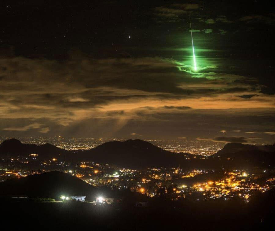 Kosta Rika - Meteor  (Foto:reddit.com/r)