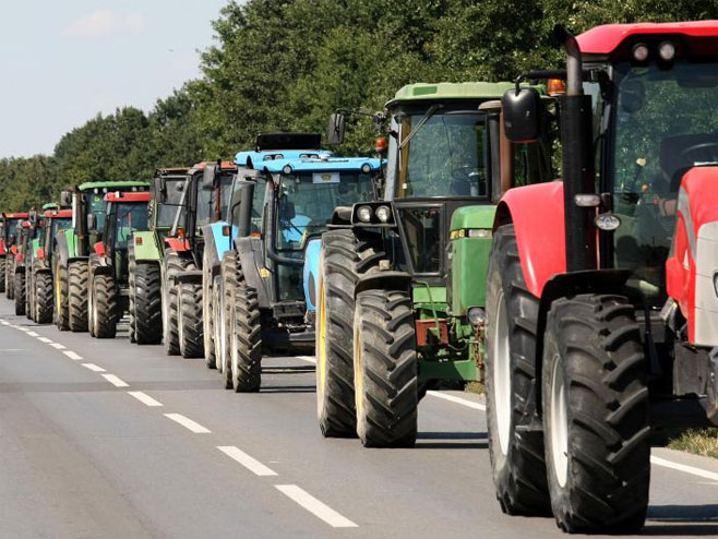 Traktori (arhiv) - 