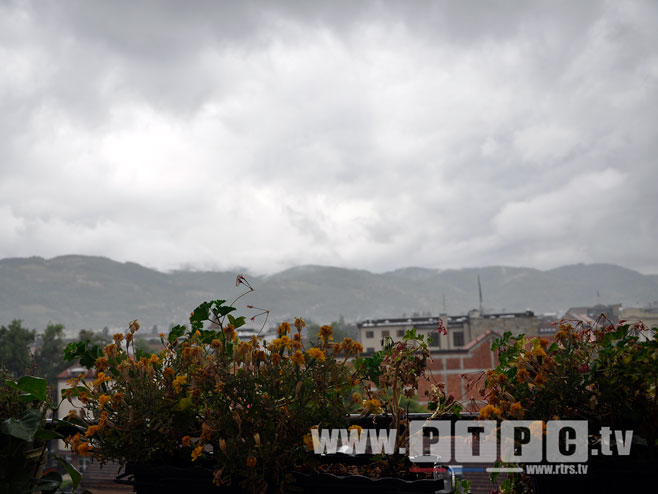 Kiša, oblačno - Foto: RTRS
