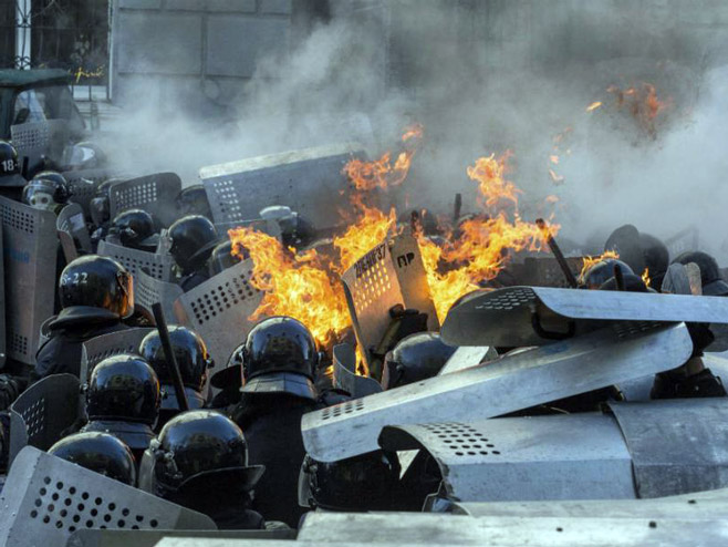 Protesti u Kijevu - Foto: REUTERS