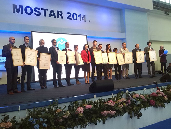Vlada RS dobila priznanje na sajmu u Mostaru - Foto: SRNA