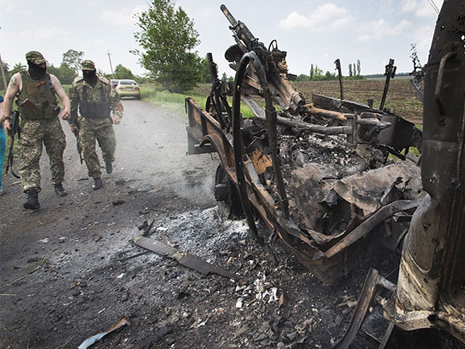 Ukrajina, zgarište poslije sukoba zaraćenih strana - Foto: AP