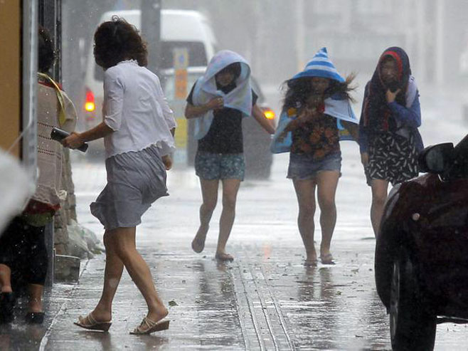 Kina - tajfun - Foto: AP