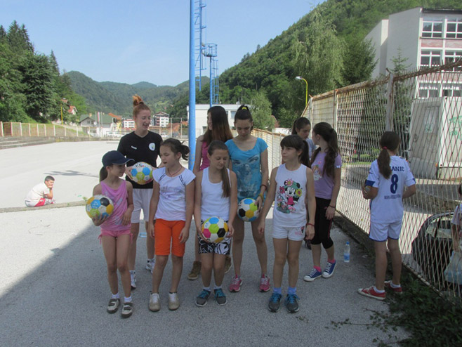 Srebrenica: Ljetna škola fudbala - Foto: SRNA