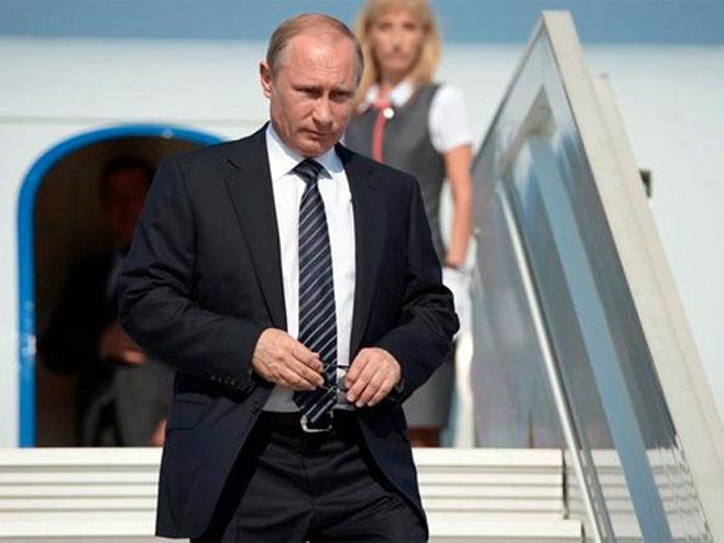 Putin na Krimu (Arhiv) - Foto: AP