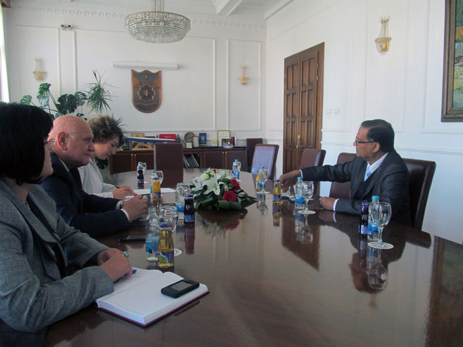 Banja Luka: Gradonačelnik Gavranović sa ambasadorom Indije Malajem Mišrom - Foto: SRNA