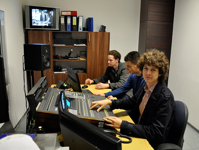 Pripreme za omladinski radio "Orfej" - Foto: RTRS