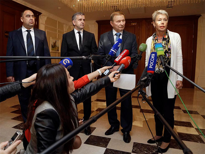 Kučma optužio je predstavnike proruskih snaga da su minirali sastanak - Foto: AP