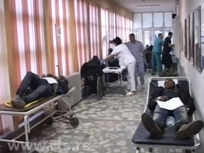 Svi povrijeđeni zbrinuti su u leskovačkoj opštoj bolnici. - Foto: RTS