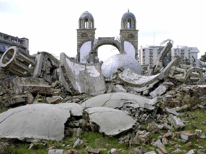 Porušena crkva na Kosovu (foto: www.kosovo.net) - 