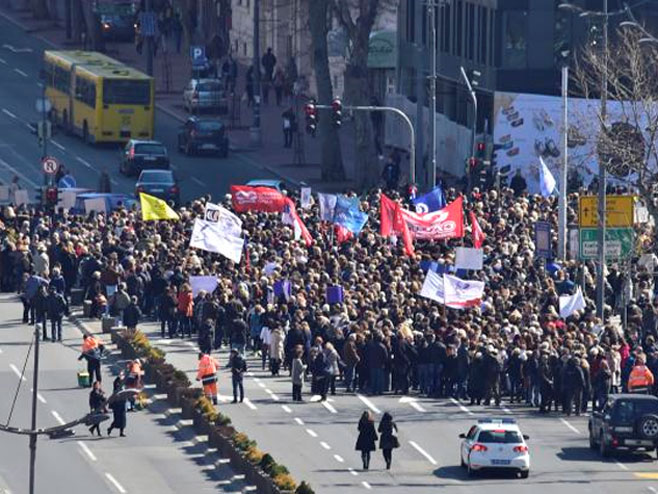 Štrajk prosvjetnih radnika - Foto: TANЈUG