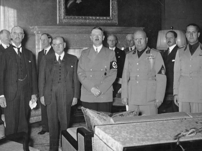 Nacisti      (Foto:Bundesarchiv, Bild 183-R69173 / CC-BY-SA) - Foto: ilustracija