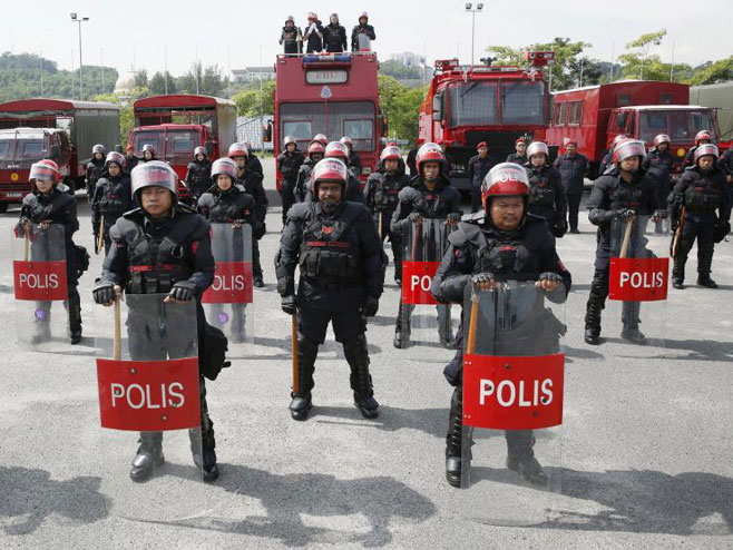 Malezija - policija (Foto: Olivia Harris) - Foto: REUTERS