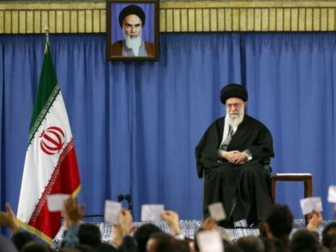 Iranski vrhovni vjerski vođa ajatolah Ali Hamnei - Foto: AFP