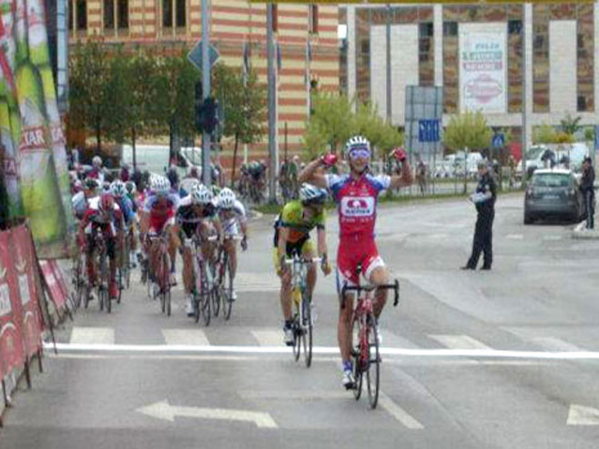 Marko Kump, pobjednik međunarodne biciklističke trke - Foto: arhiv