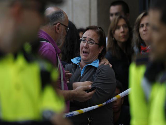 Barselona: Učenik samostrelom ubio profesora - Foto: AP