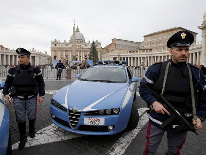 Al Kaida planira napad na Vatikan - Foto: Beta/AP