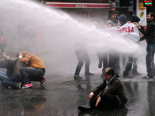 Protesti u Istanbulu - Foto: AFP