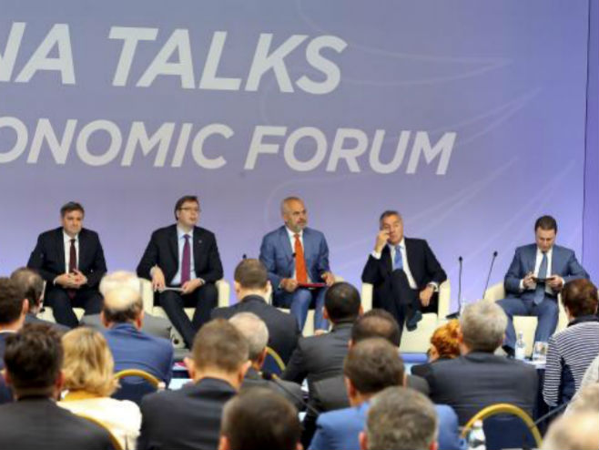 Ekonomski forum u Tirani - Foto: AP