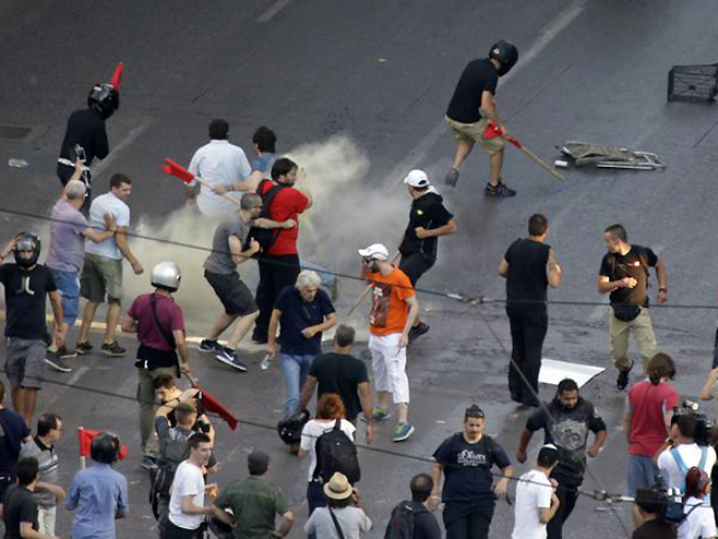 Sukobi u Atini - Foto: AP