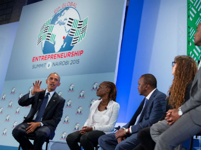 Obama u Najrobiju (photo: Twitter @uatodaytv) - 
