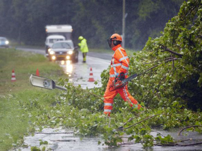 Olujno nevrijeme u Holandiji - Foto: AP