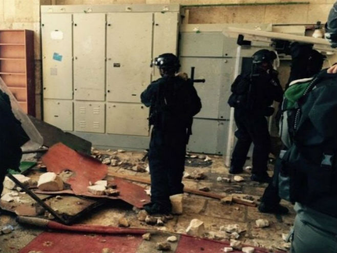 Izraelska policija u džamiji Al Aksa (photo: Jerusalem police) - 