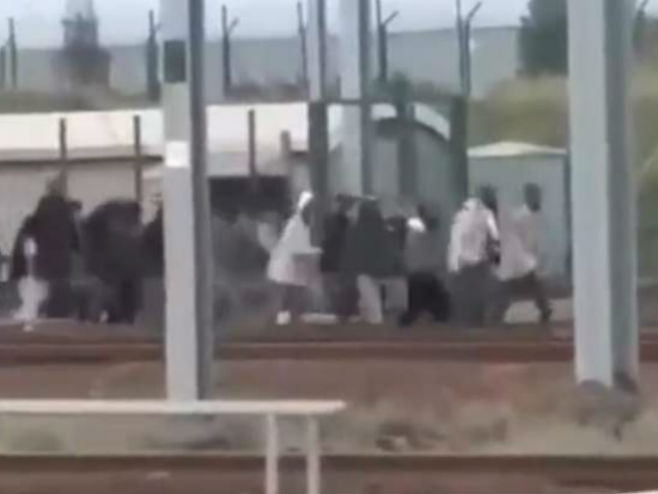Kale: Migranti pokušali ući u Evrotunel - Foto: Screenshot