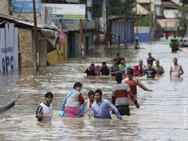 Indija - poplave - Foto: RTS
