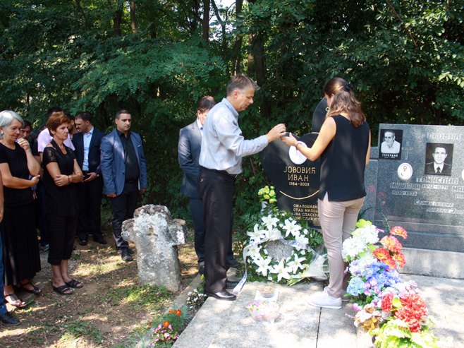 Goraždevac - Odata počast ubijenoj srpskoj djeci (arhiva) - Foto: SRNA