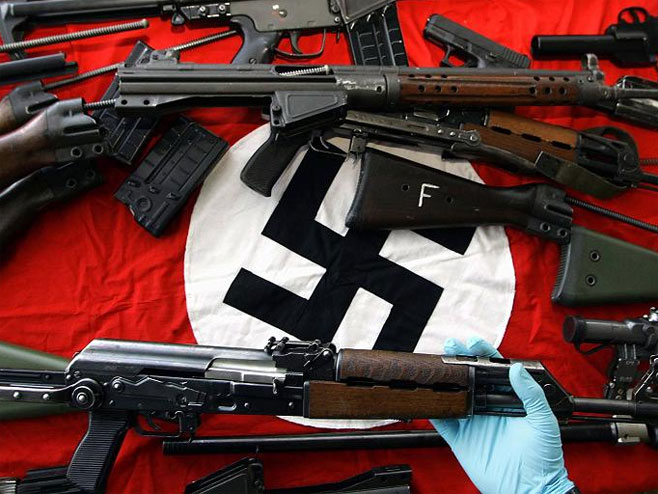 Zaplijenjeno oružje nacista  (Foto: spitfirelist.com) - 