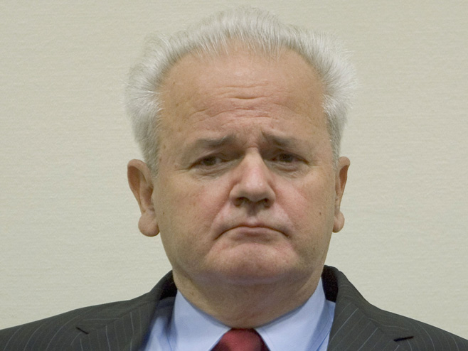 Slobodan Milošević (foto: www.buzzquotes.com) - 