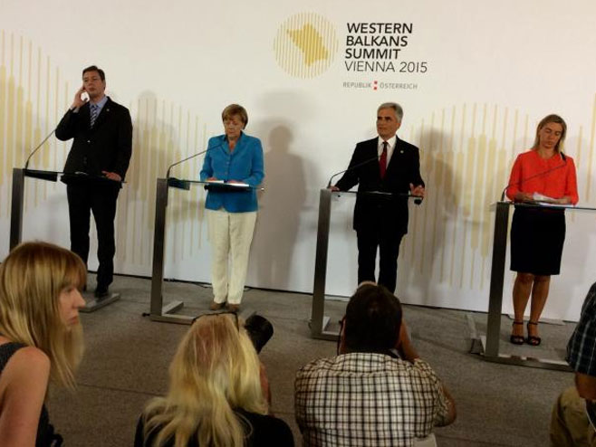 Aleksandar Vučić na konferenciji za novinare Samita o Zapadnom Balkanu u Beču - Foto: TANЈUG