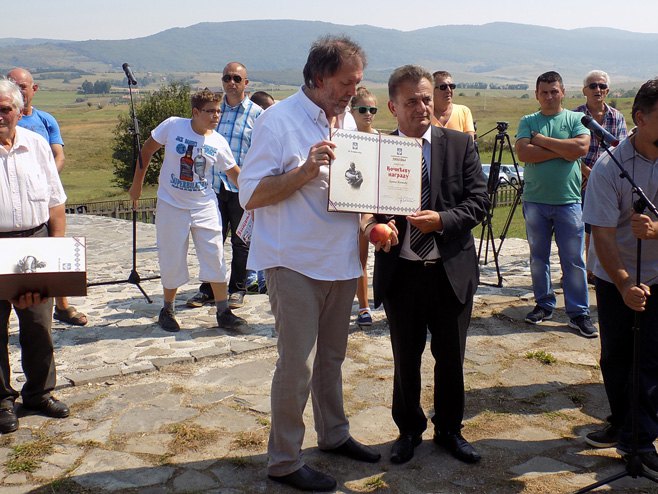 Književnik iz Banjaluke Zoran Kostić dobitnik je "Kočićeve nagrade" za životno djelo - Foto: SRNA