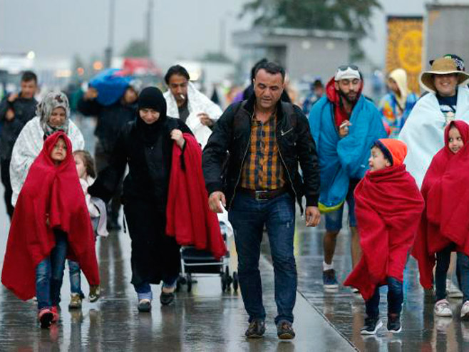 Migranti - Foto: AP