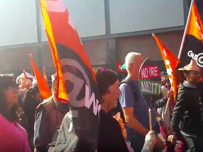 Protesti u Mančesteru - Foto: Screenshot/YouTube