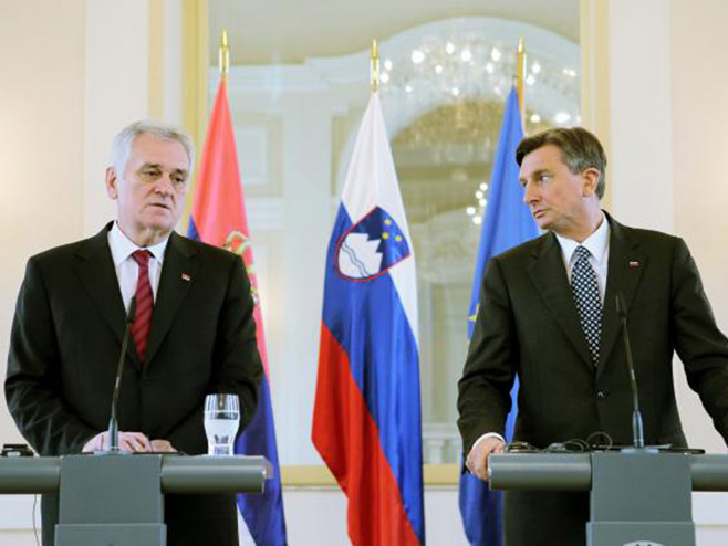 Tomislav Nikolić i  Borut Pahor - Foto: TANЈUG