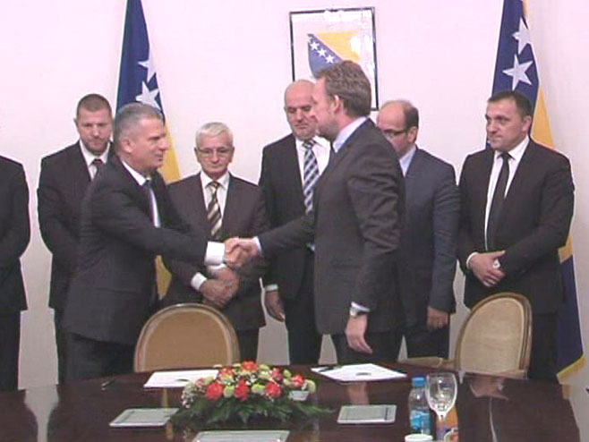 SDA i SBB potpisali sporazum o koaliciji - Foto: RTRS