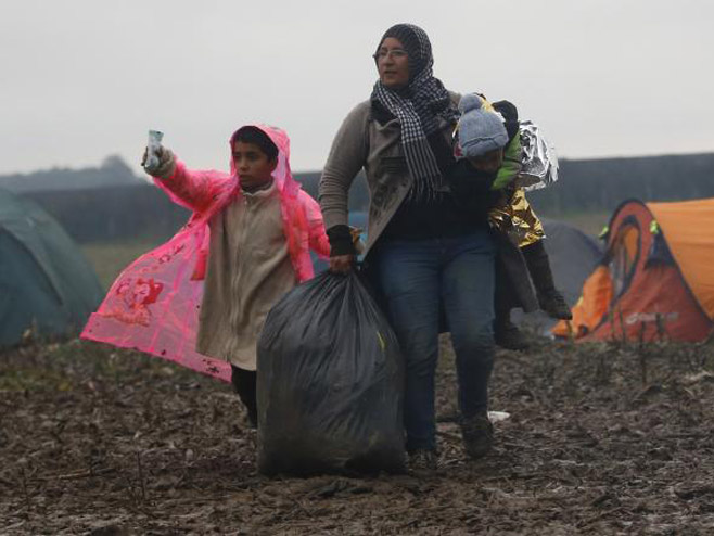 Migranti - Foto: AP
