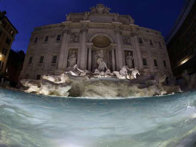 Fontana Trevi u Rimu - Foto: AP